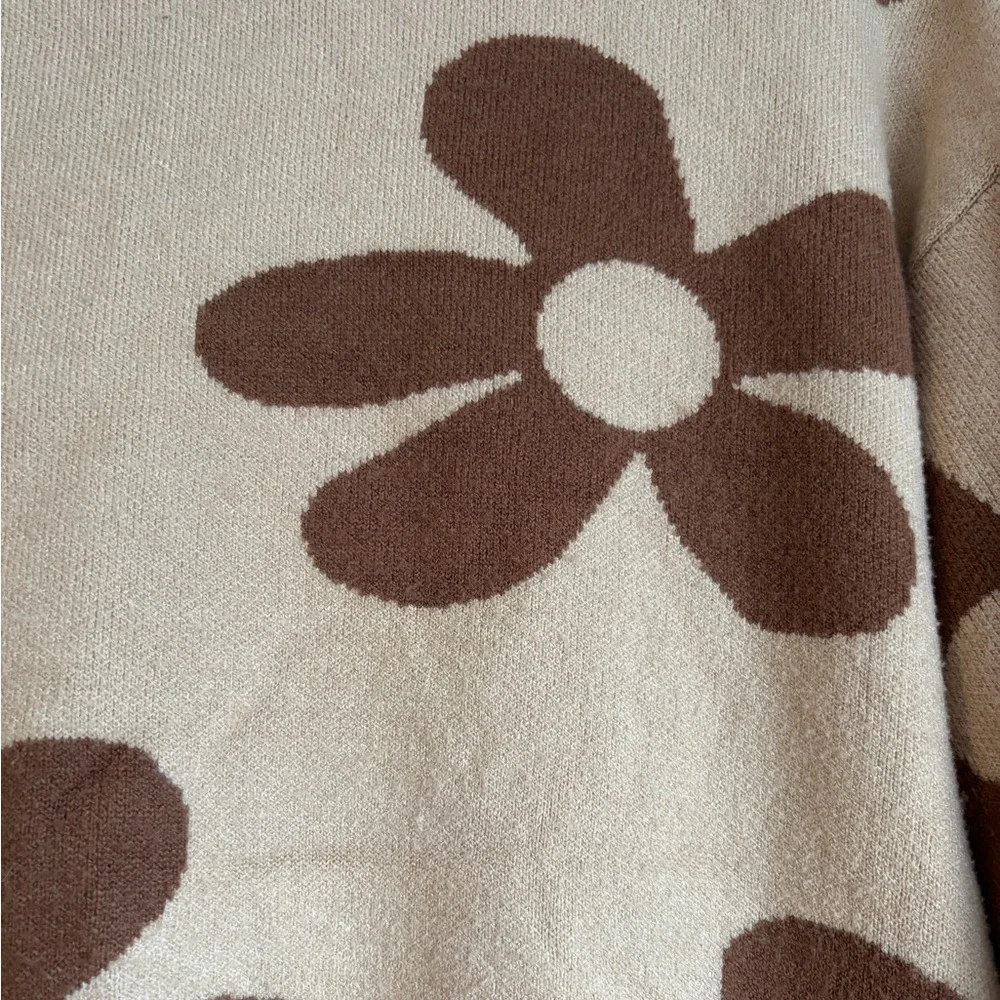 Lilly & Rose Boutique Floral Beige and Brown Sweater, Size Large - Picture 9 of 9